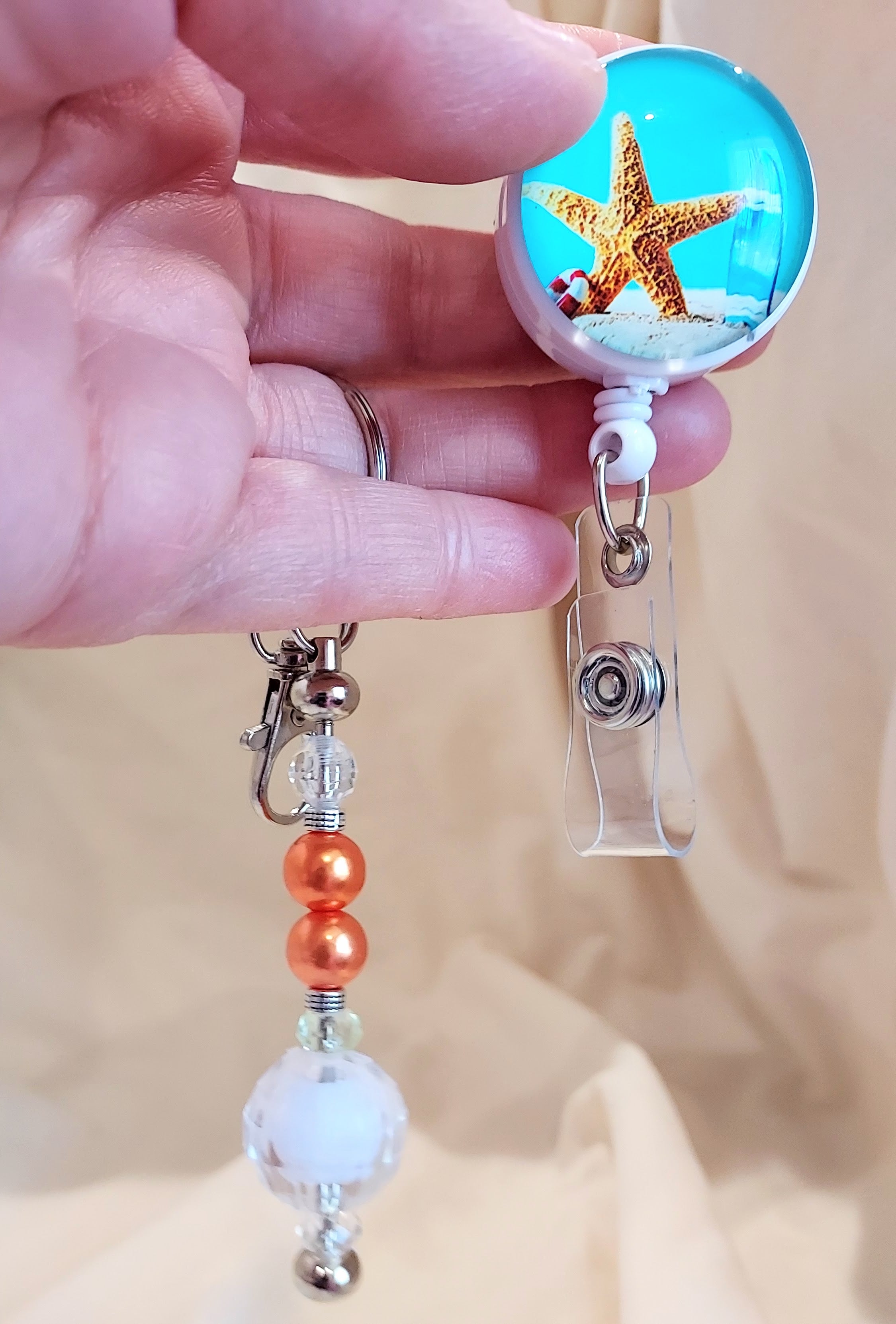 Unique Starfish Beach Retractable Badge Reel with Hand Beaded Keychain – 3-in-1 Fidget Accessory (2)